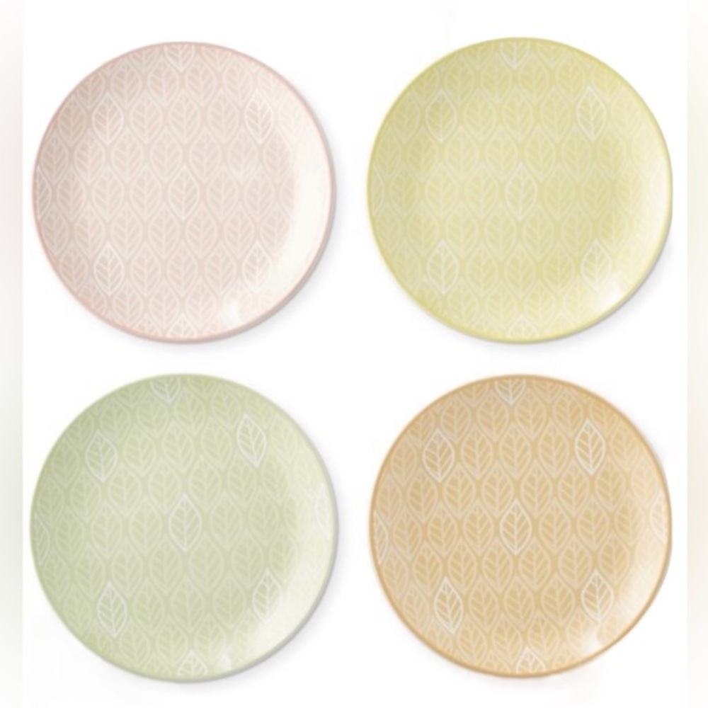 William Sonoma NWT Citron Appetizer Plates
